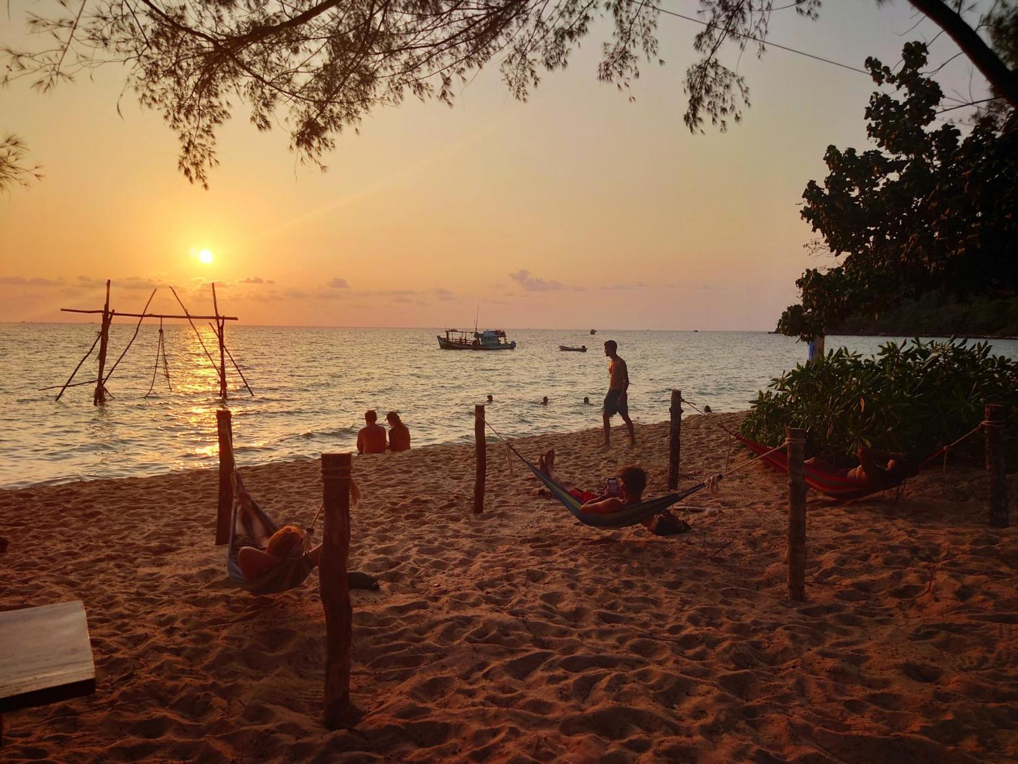 Paradise Sunset Beach Ko Rong Sanloem Eksteriør bilde